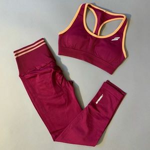 Doyoueven Sports Bra in Rich Berry